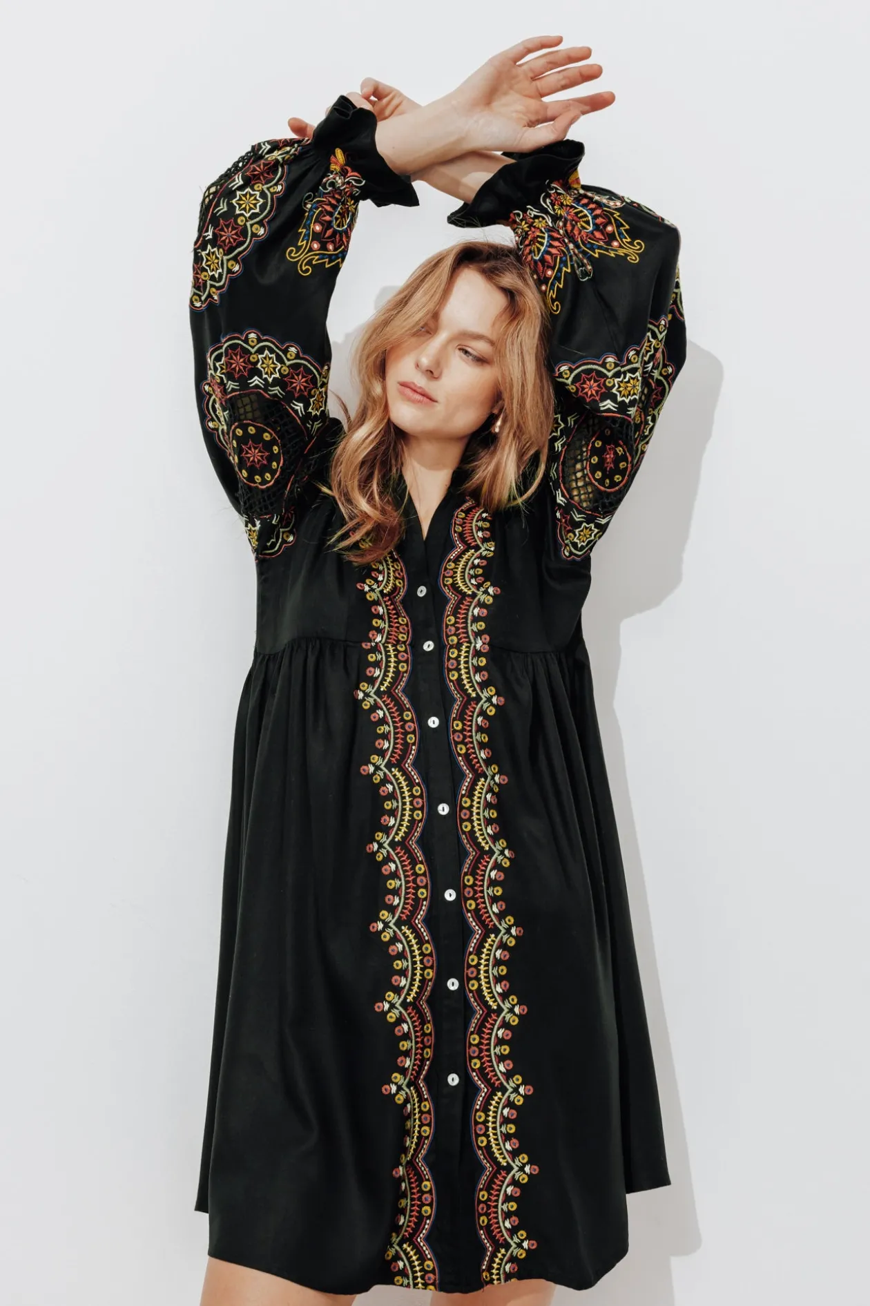 Promod Robe courte brodée Femme - Noir Hot