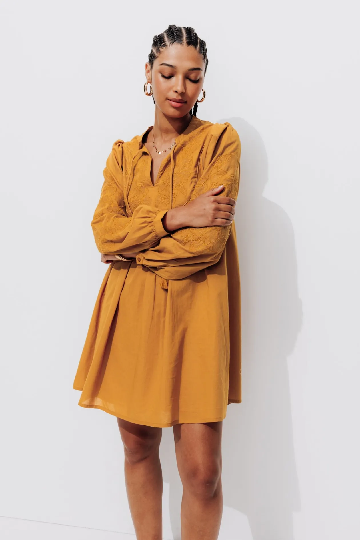 Promod Robe courte brodée Femme - Ocre Fashion