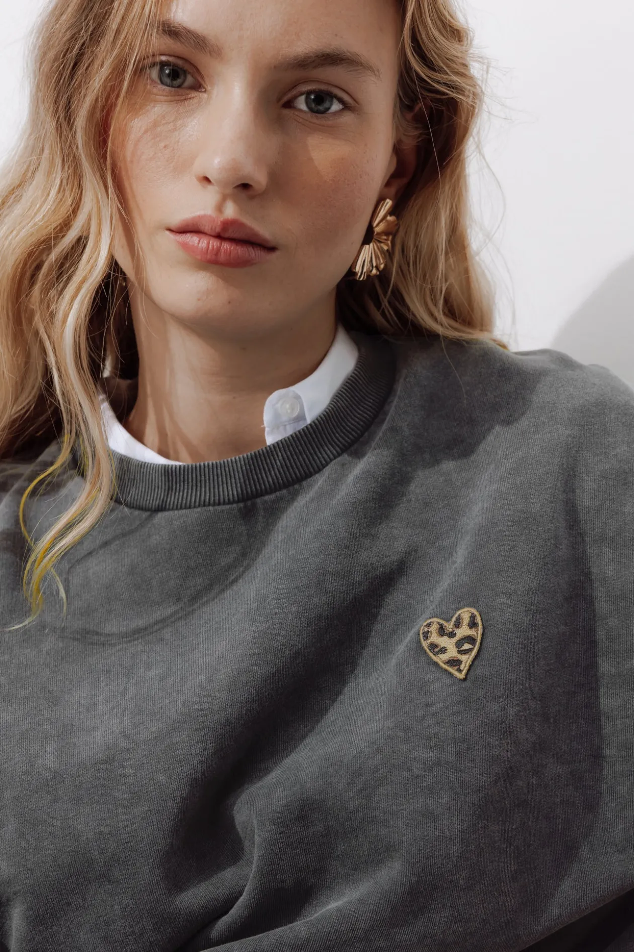 Promod Sweat-shirt cœur léopard - Imprimé gris Imprimégris Fashion